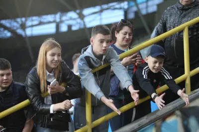 Дніпро-Арена піде з молотка
